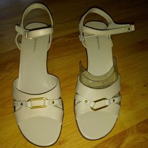 Easy spirit sandals